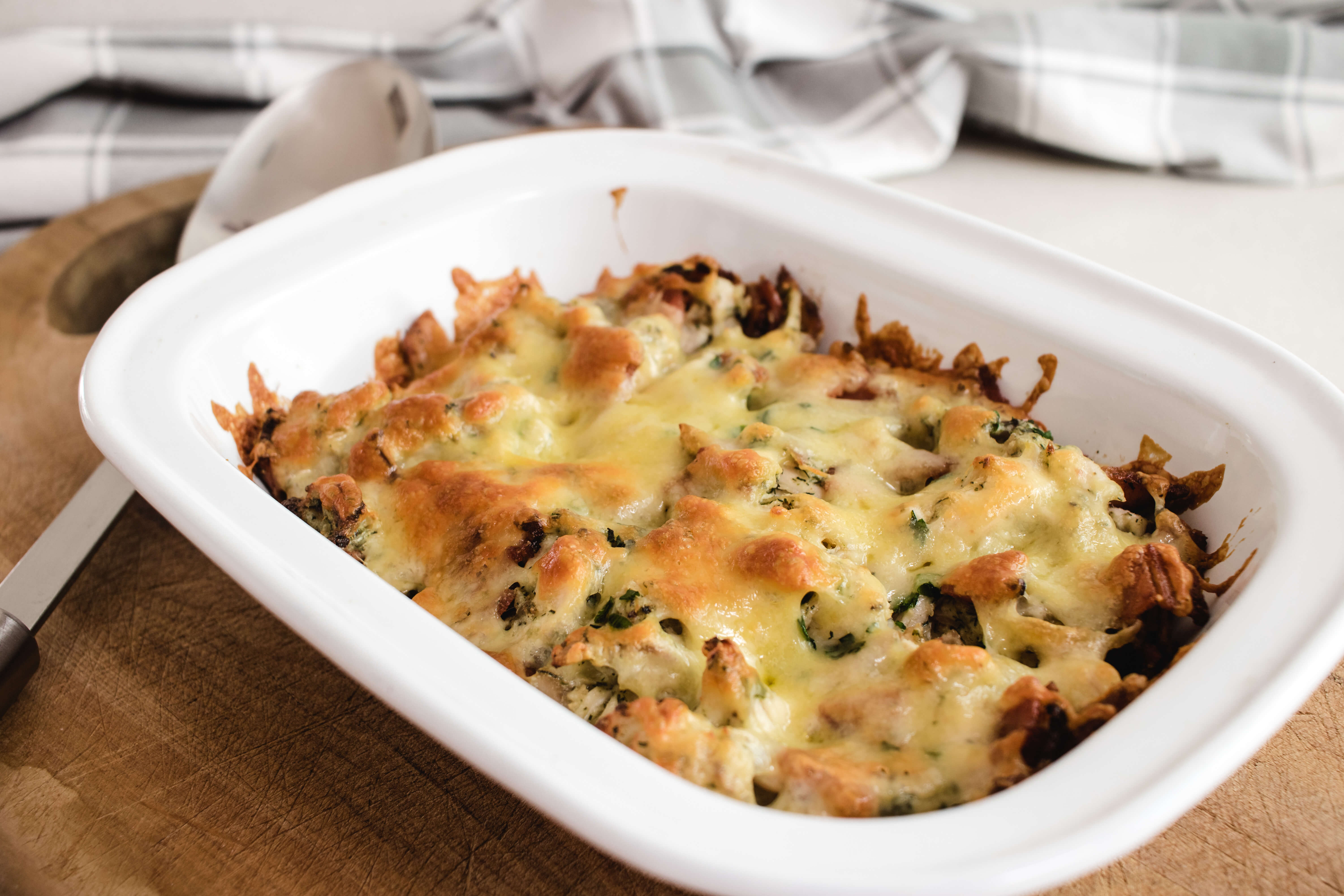 This keto chicken bake is the perfect weeknight keto dinner. It is super quick and easy to make and will please the whole family. 