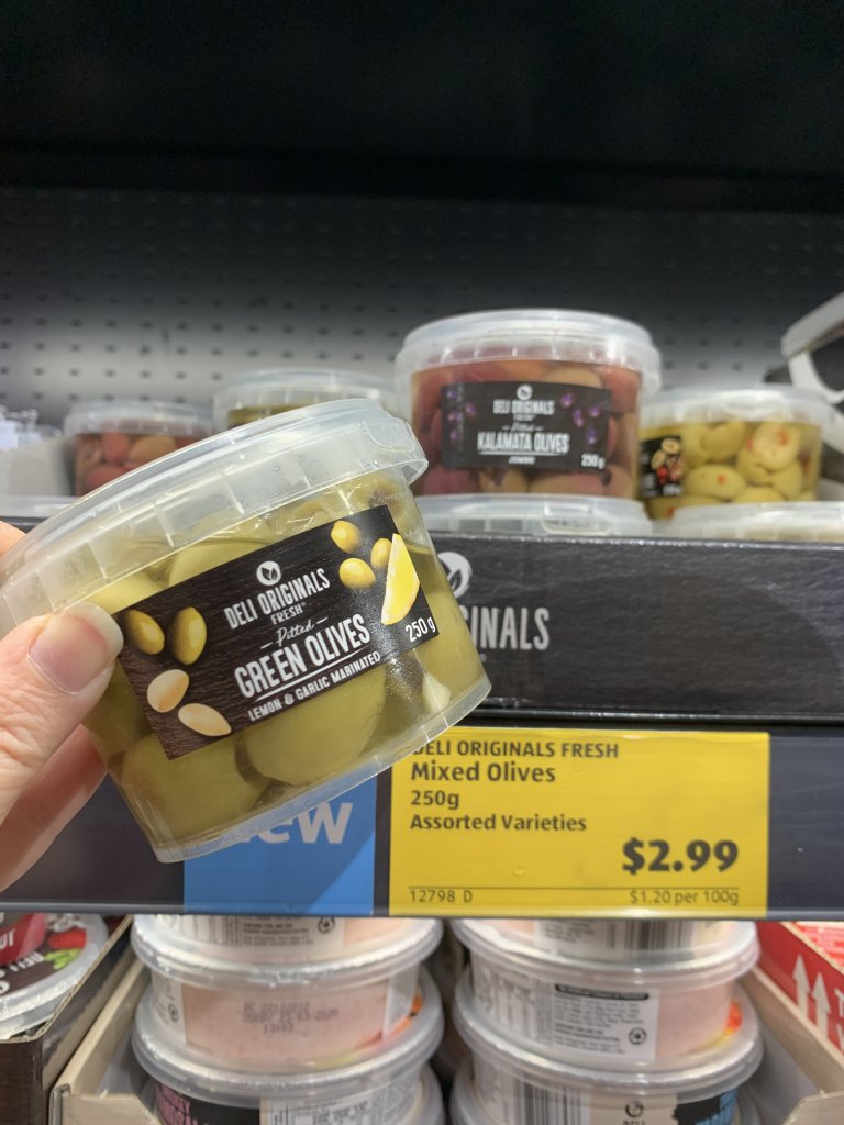 We have found the best keto snacks at Aldi. Make sure you check out the best snacks available in Australian supermarkets.